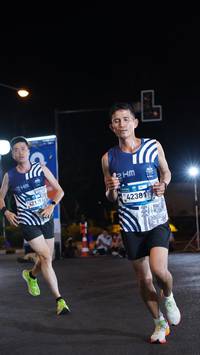 BIB: 42381, 42129
                            <button type="button" onclick="openModal(23029747)" class="btn btn-primary btn-sm float-right btn-popup" data-toggle="modal" data-target=".modal-high-quality">
                        <i class="fas fa-shopping-cart"></i> Add to Cart
                    </button>
                                            <button type="button" onclick="isThisMe(23029747, true)" class="btn btn-success btn-sm float-right btn-popup btn-isme hidden" data-toggle="tooltip" data-placement="bottom" title="นี่คือรูปของคุณใช่ไหม คลิกที่นี่เพื่อเอาเข้าอัลบั้ม">
                        <i class="fas fa-plus"></i> Add to album
                    </button>
                    <button type="button" onclick="isThisMe(23029747, false)" class="btn btn-warning btn-sm float-right btn-popup btn-isnotme hidden">
                        <i class="fas fa-ban"></i> Remove from album
                    </button>